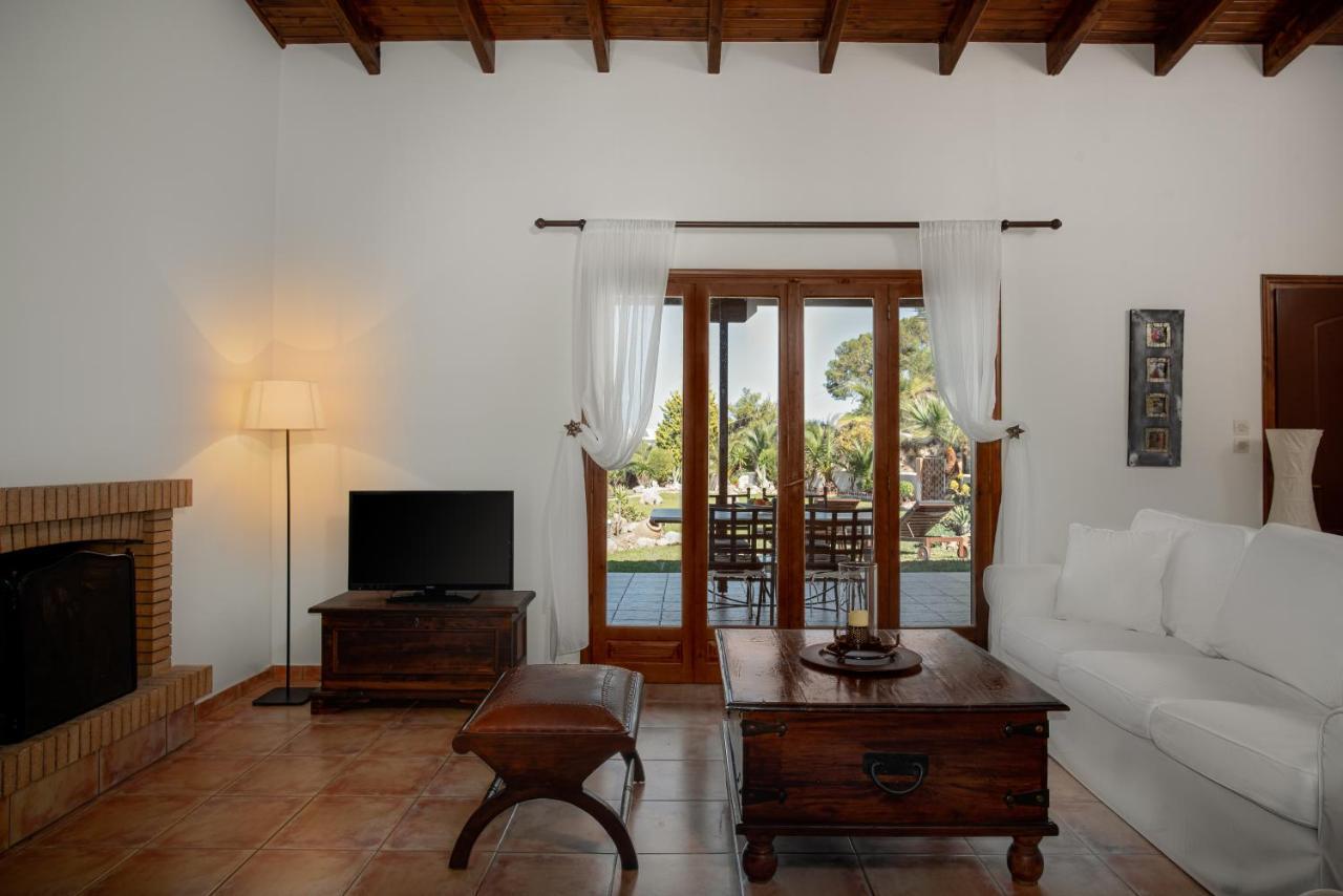Marina'S Paradise Summer House Vagia  外观 照片